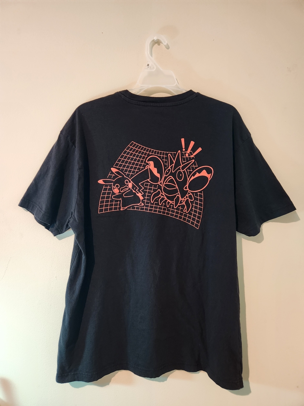 Pokémon Center Black T Shirt Pikachu & Corphis Summer Days Logo Men's XL - Picture 6 of 8